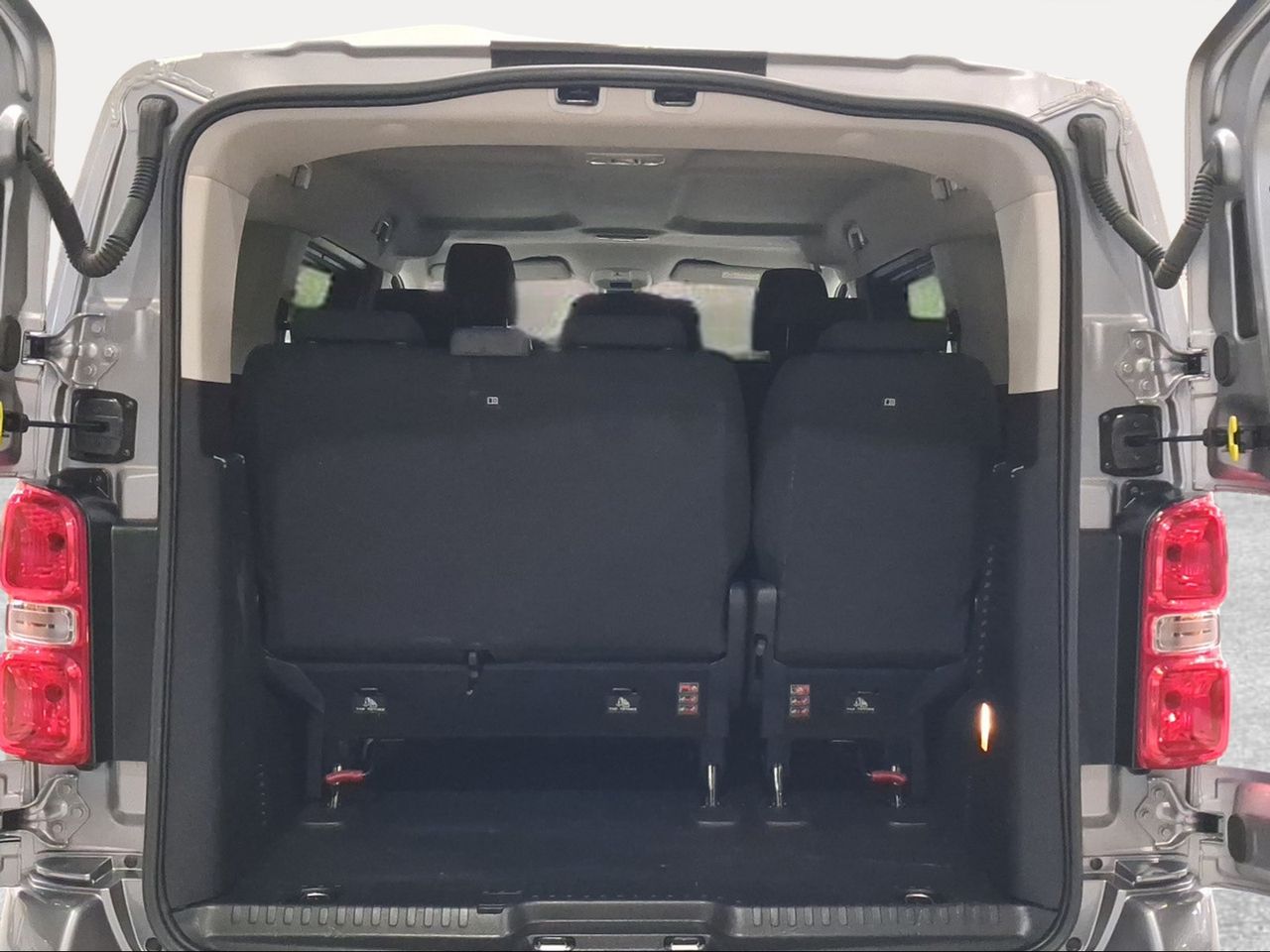 Toyota Proace Shuttle L1 2.0D 106kW (145CV) 6MT VX 9p  - Foto 11