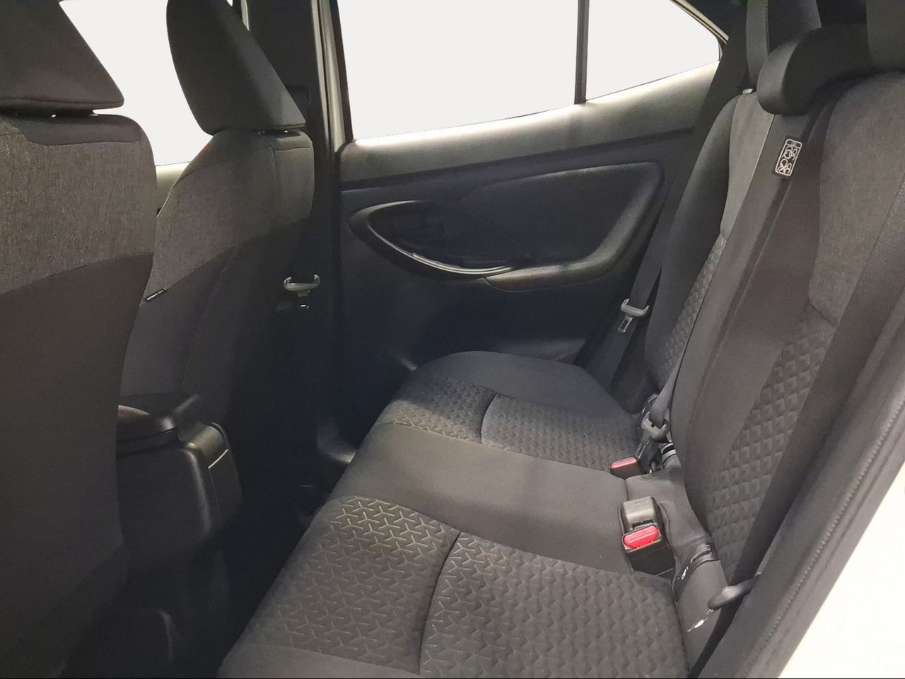 Toyota Yaris Cross 1.5 120H Active Tech  - Foto 12