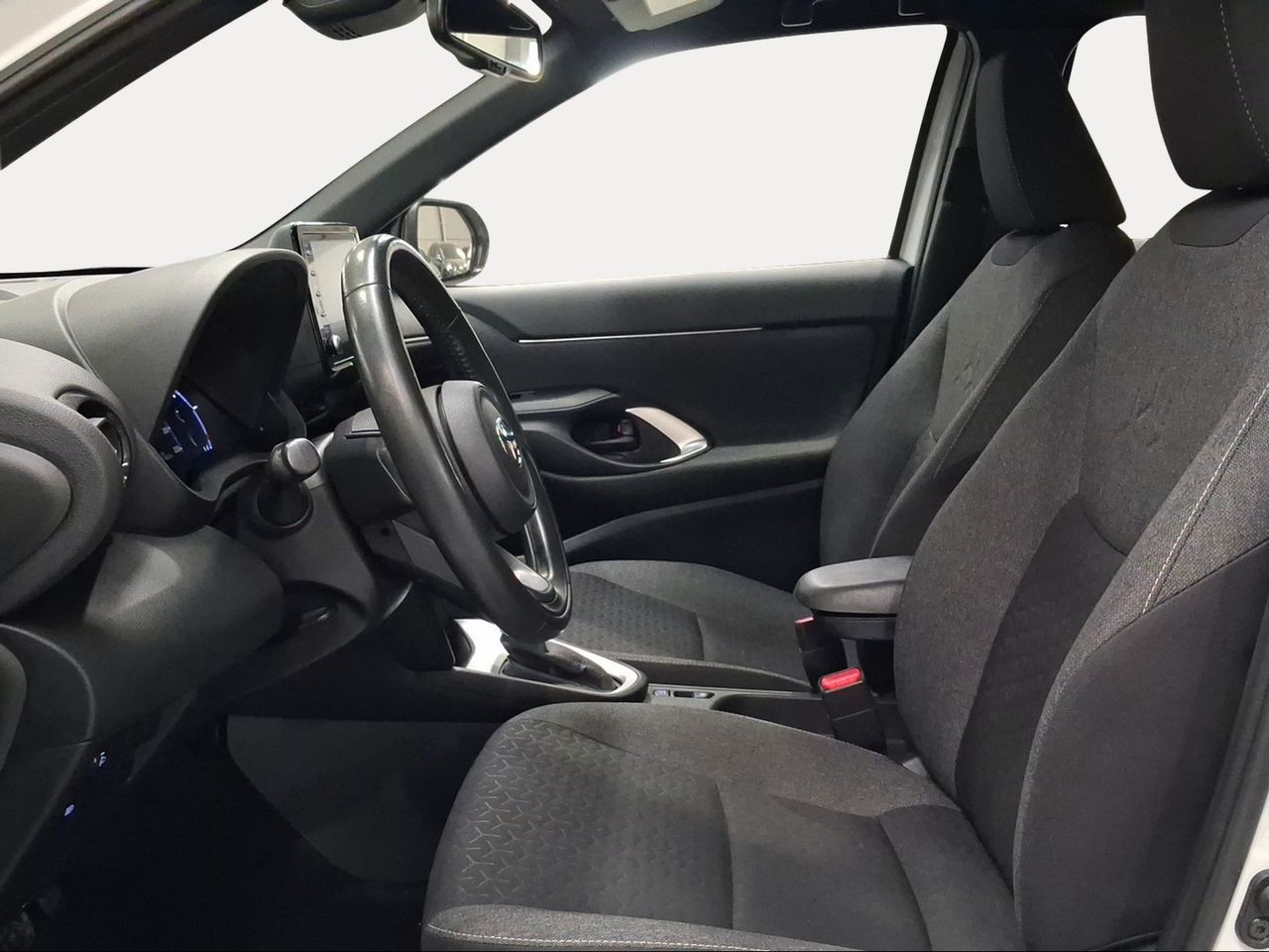 Toyota Yaris Cross 1.5 120H Active Tech  - Foto 13