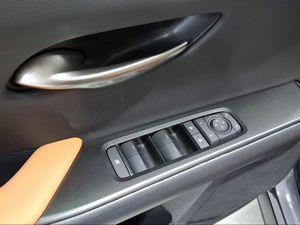 Lexus UX 2.0 300h UX Plus  - Foto 18