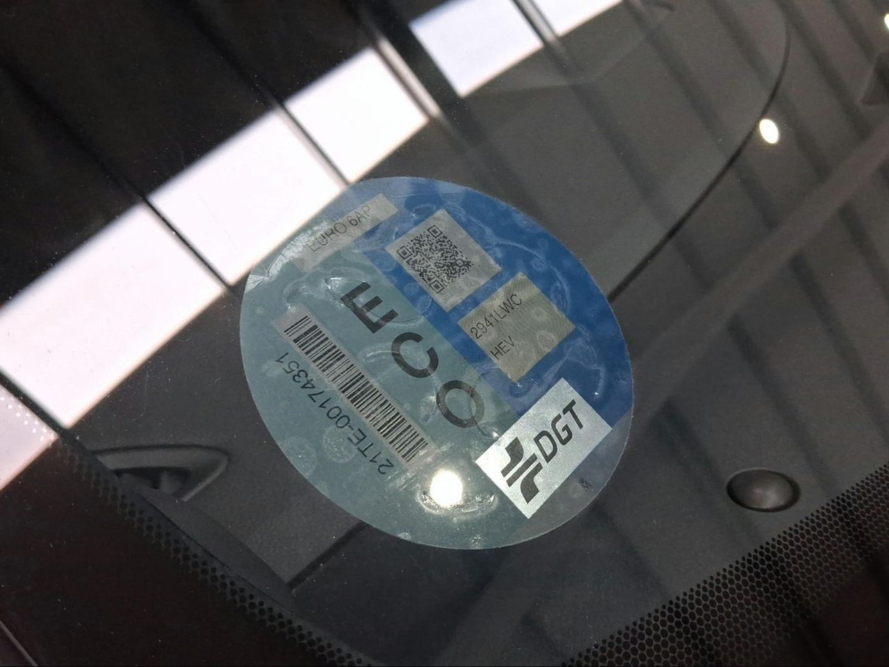 Toyota Yaris Cross 1.5 120H Adventure AWD-i  - Foto 21