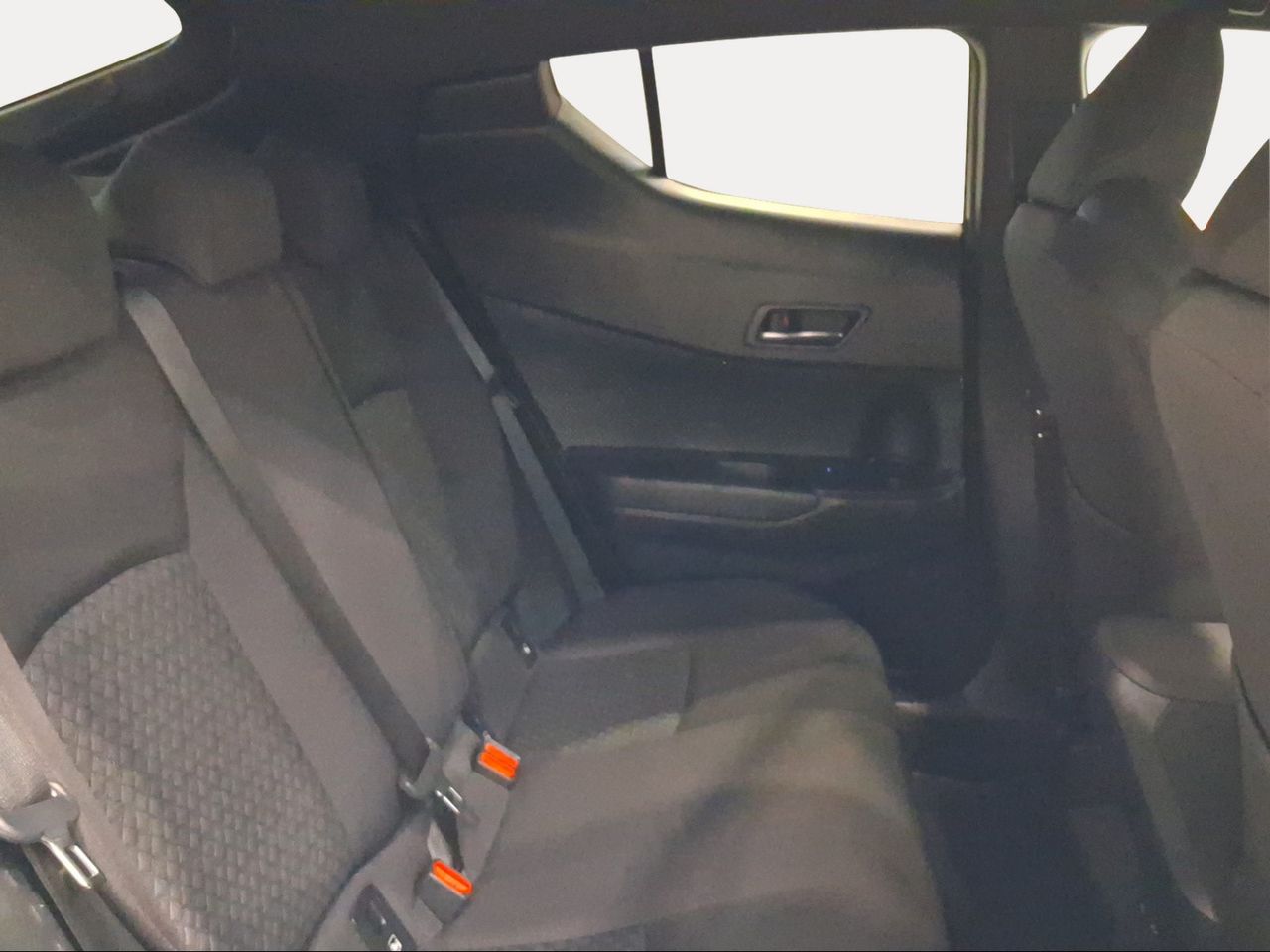 Toyota C-HR 1.8 125H Advance  - Foto 8