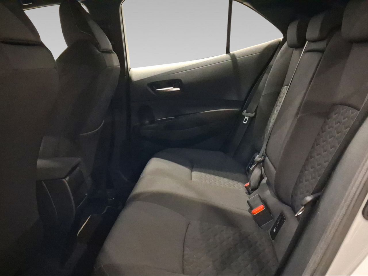 Toyota Corolla 1.8 125H ACTIVE TECH E-CVT  - Foto 12