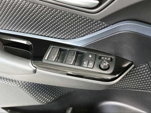 Toyota C-HR 1.8 125H Advance  - Foto 23