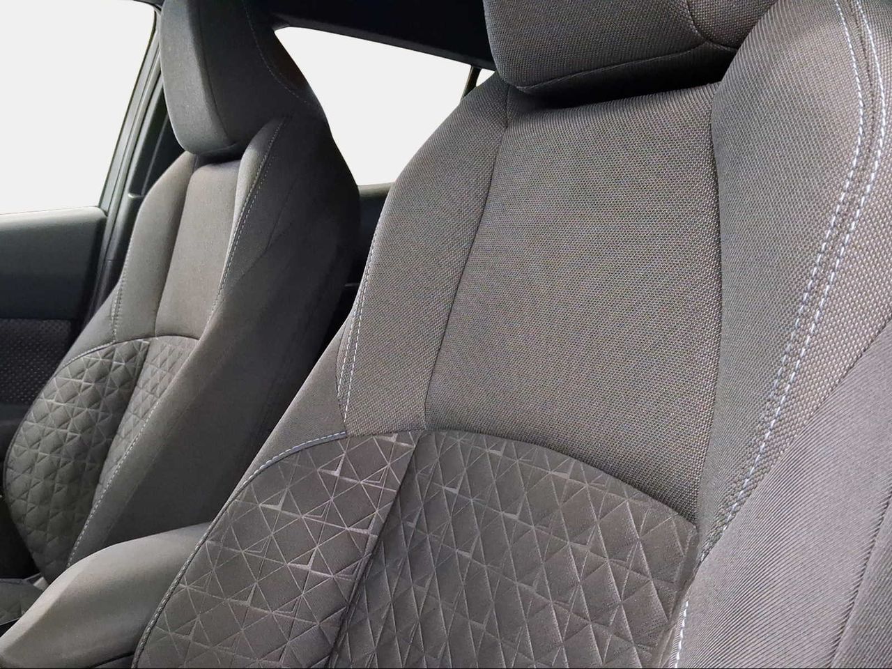 Toyota C-HR 1.8 125H Advance  - Foto 24