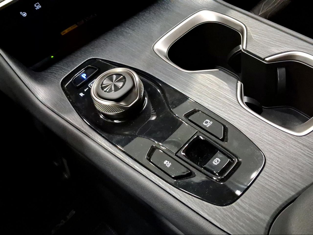 Lexus RZ 300e Executive  - Foto 20