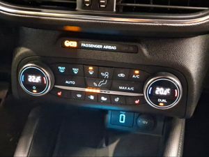 Ford Focus 1.0 Ecoboost MHEV 114kW Active SB  - Foto 22