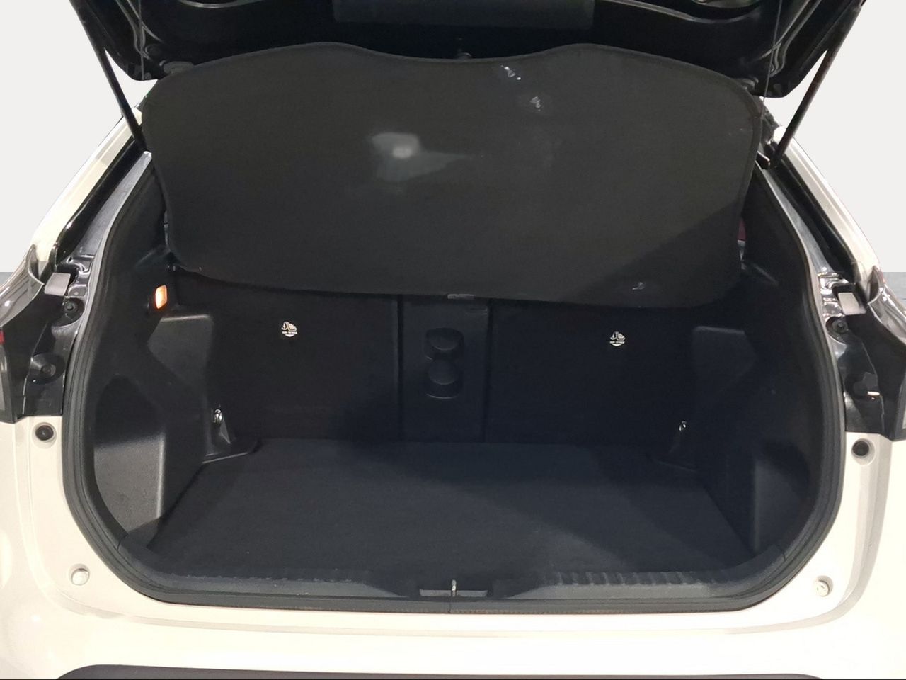 Toyota Yaris Cross 1.5 120H Adventure  - Foto 11