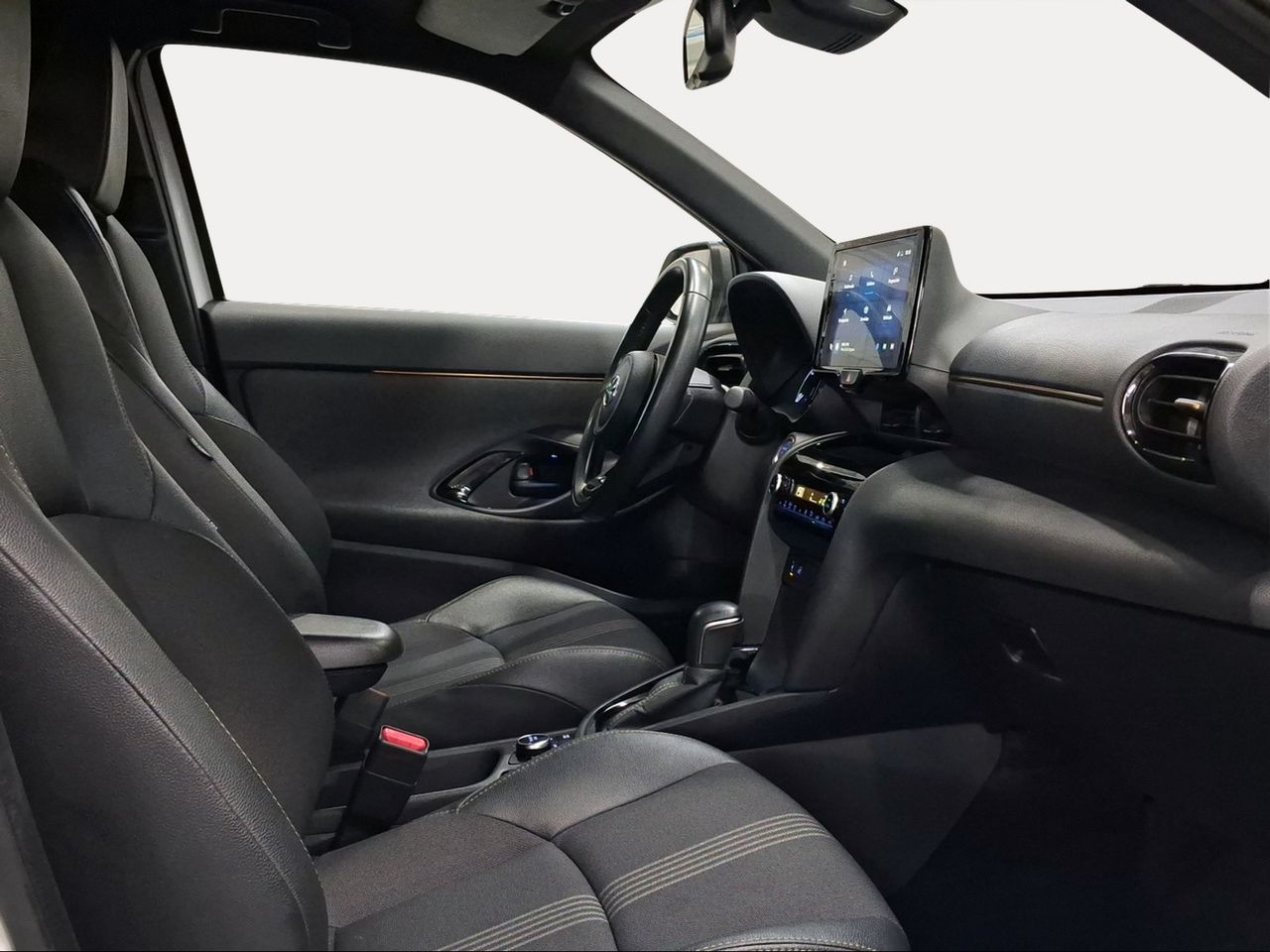 Toyota Yaris Cross 1.5 120H Adventure  - Foto 7