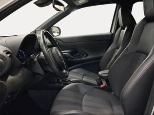 Toyota Yaris Cross 1.5 120H Adventure  - Foto 13