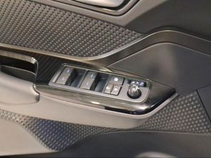 Toyota C-HR 1.8 125H Advance  - Foto 21