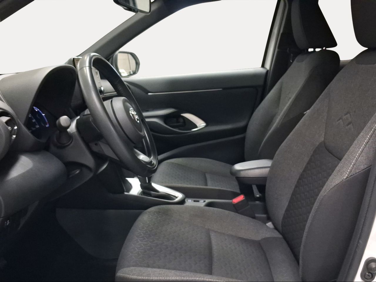 Toyota Yaris Cross 1.5 120H Active Tech  - Foto 13