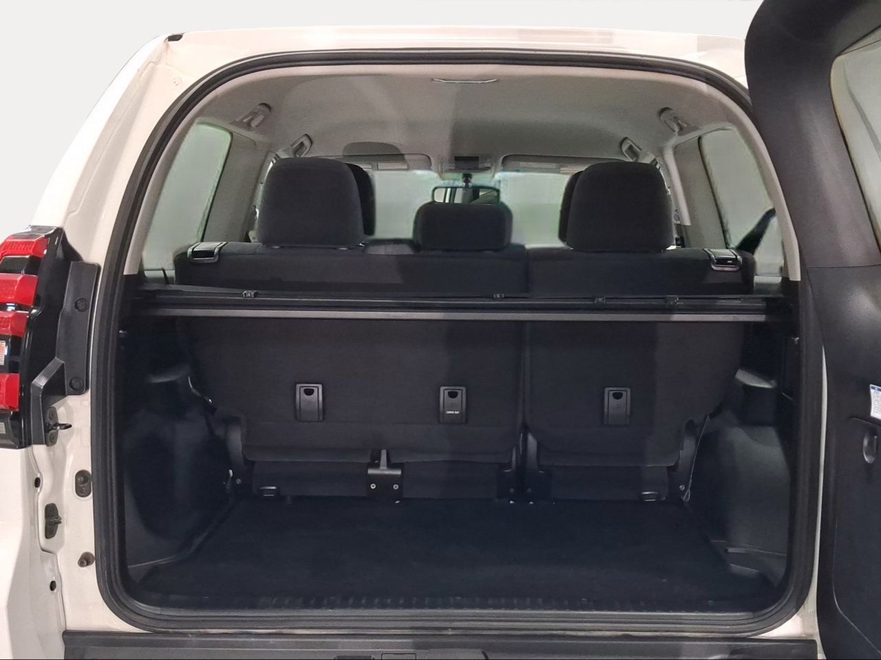 Toyota Land Cruiser 2.8 D-4D GX  - Foto 11