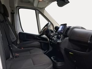 Toyota Proace Max Eléctrica VX L3H2 110KW 3.5H  - Foto 8