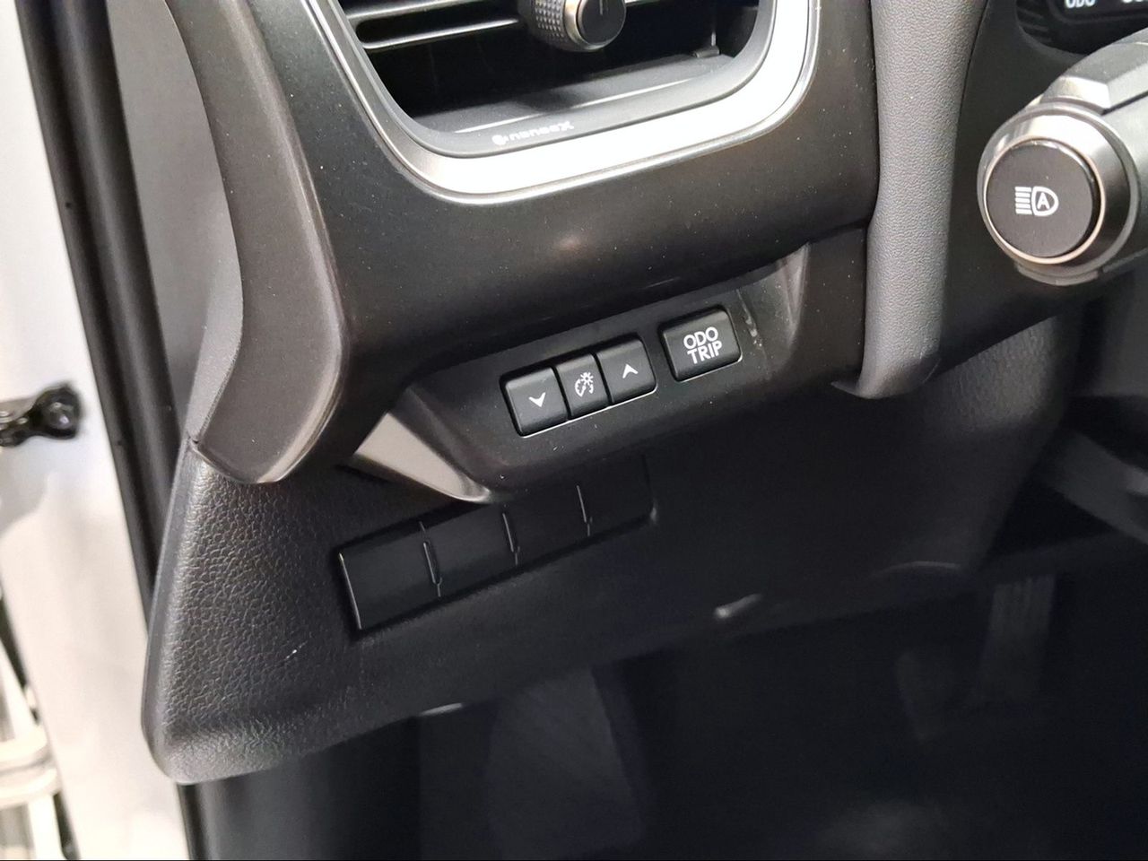 Lexus UX 2.0 250h Premium  - Foto 16