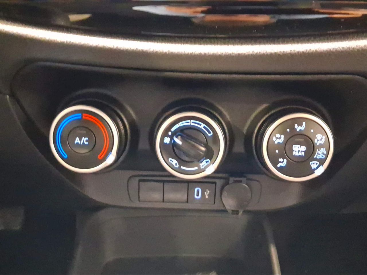 Toyota Aygo X Cross 1.0 VVT-I 72CV Play  - Foto 24