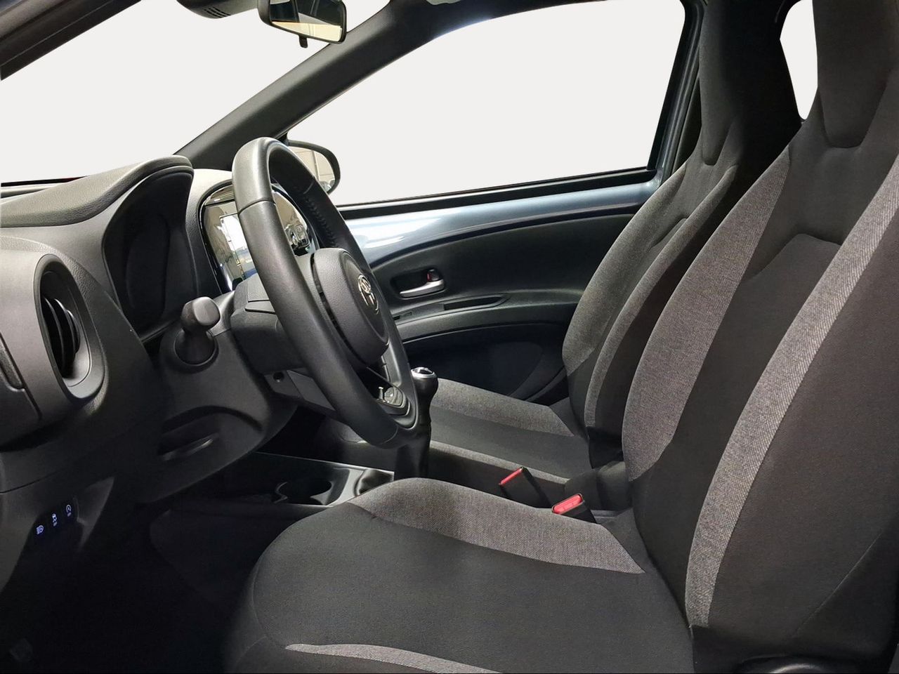 Toyota Aygo X Cross 1.0 VVT-I 72CV Play  - Foto 13