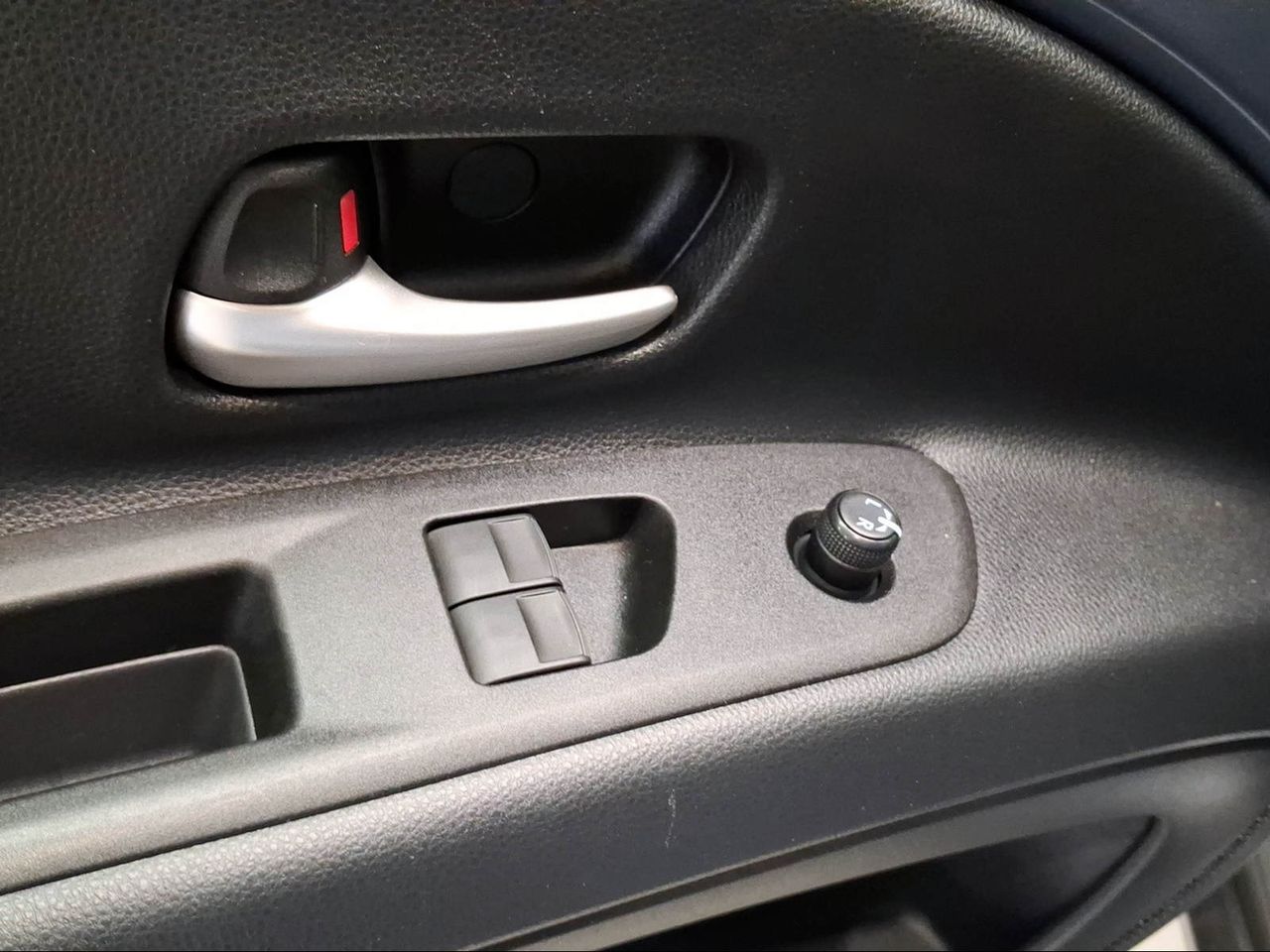 Toyota Aygo X Cross 1.0 VVT-I 72CV Play  - Foto 21