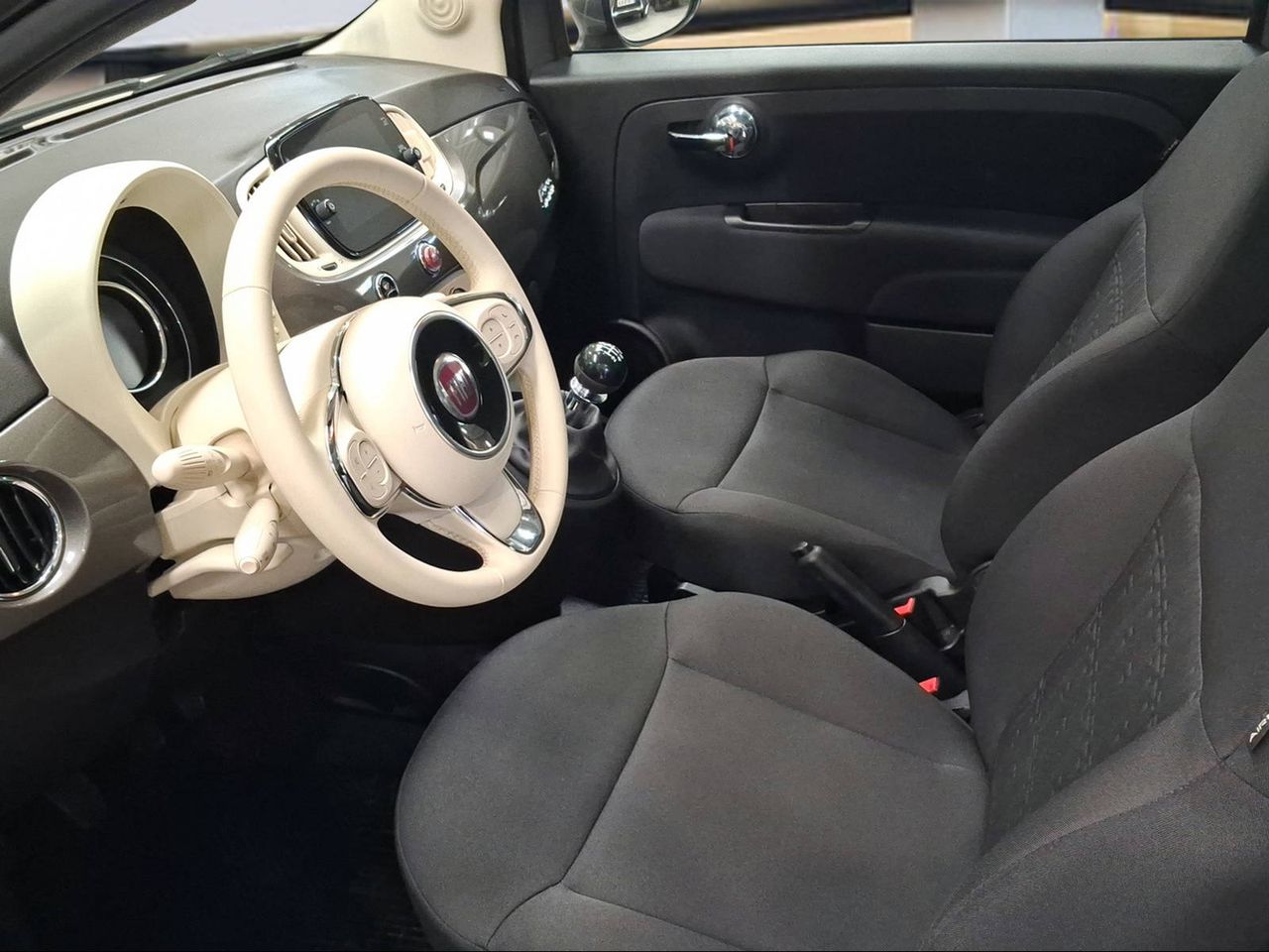 Fiat 500 Dolcevita 1.0 Hybrid 51KW (70 CV)  - Foto 10
