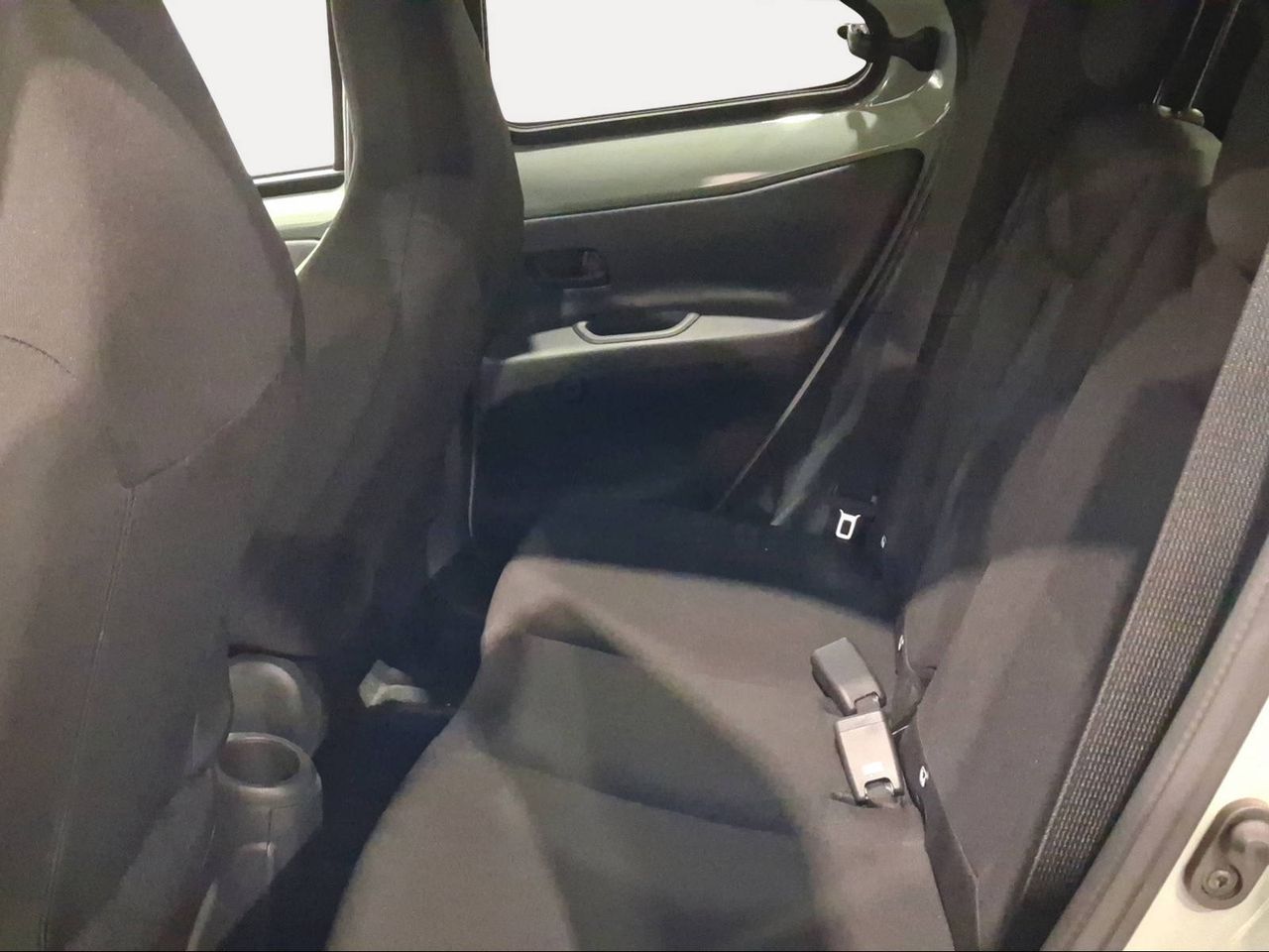 Toyota Aygo X Cross 1.0 VVT-I 72CV Like  - Foto 12