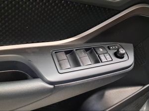 Toyota C-HR 1.8 125H Active  - Foto 23