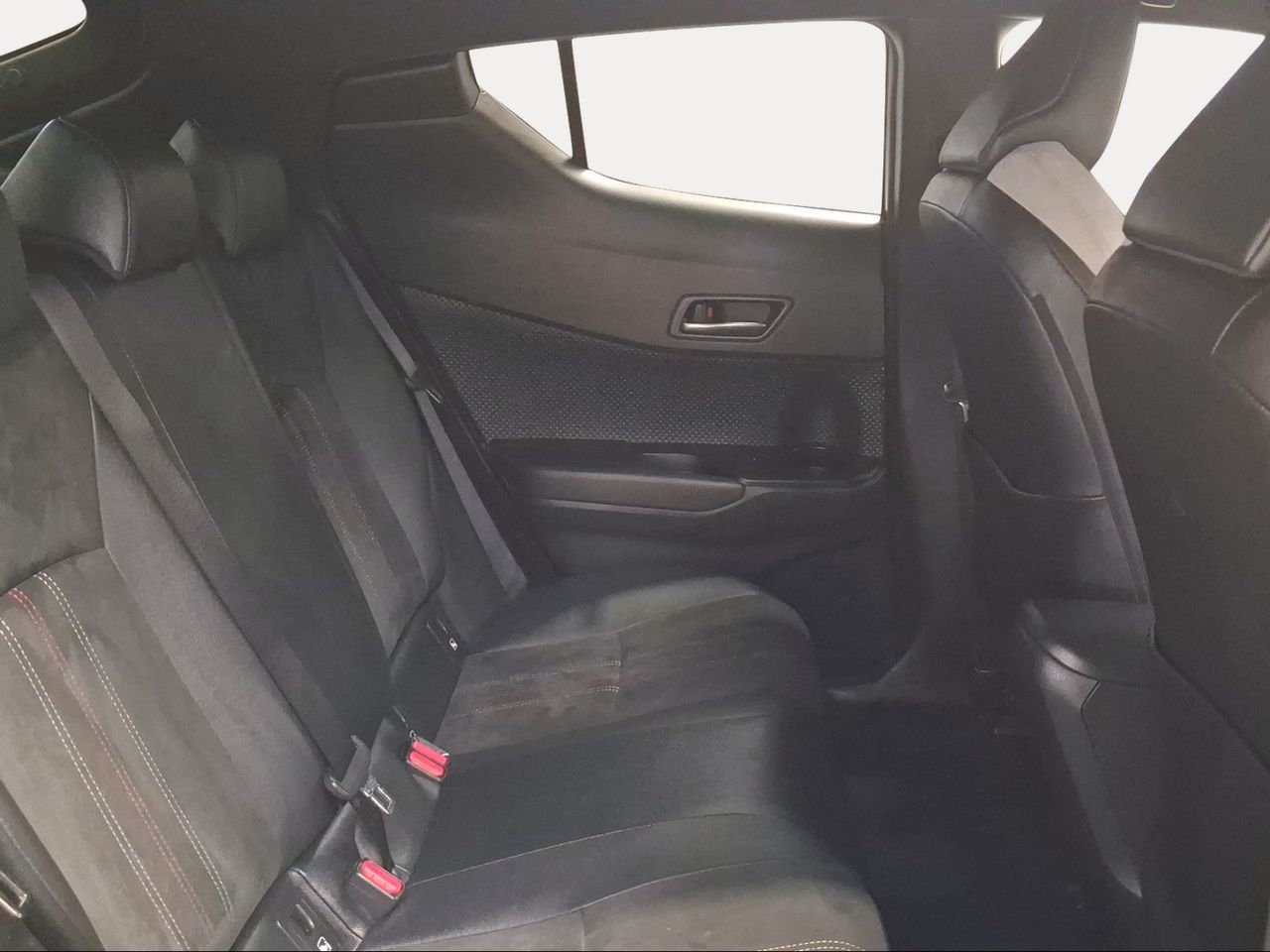 Toyota C-HR 2.0 180H GR Sport  - Foto 8