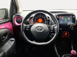 Toyota Aygo 1.0 70 x-cite  - Foto 10