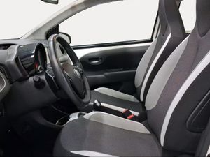 Toyota Aygo 1.0 70 x-sky x-shift  - Foto 13