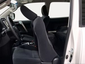 Toyota Land Cruiser 2.8 D-4D GX  - Foto 12