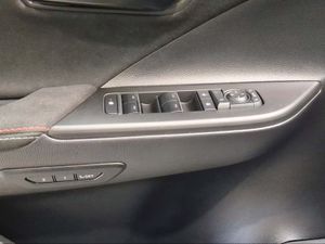 Toyota C-HR GR Sport Plug-in Hybrid 220  - Foto 23