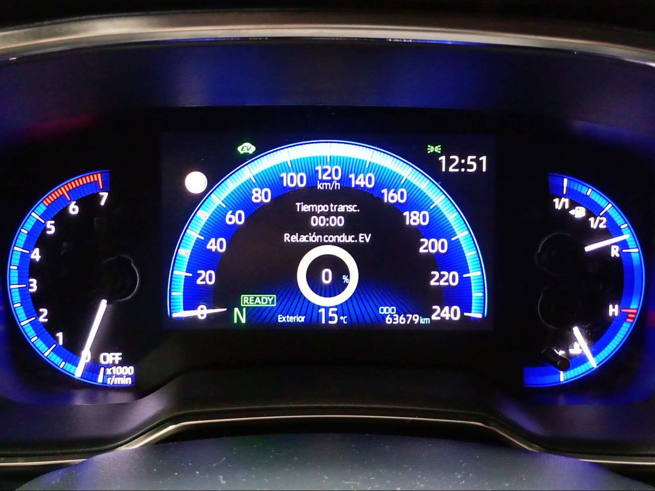 Toyota Corolla 1.8 125H ACTIVE TECH E-CVT  - Foto 15