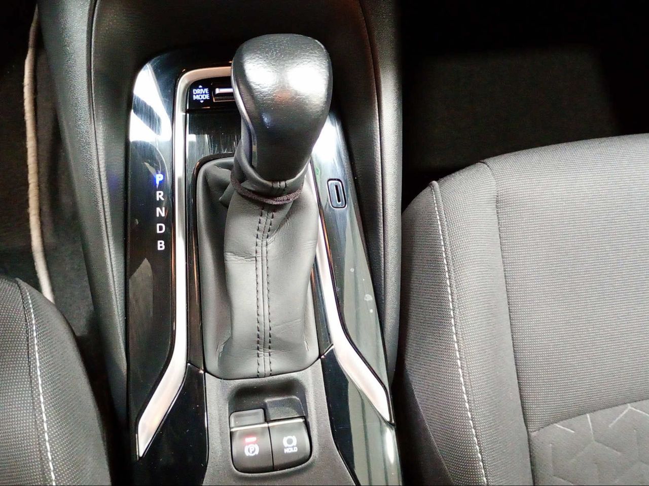 Toyota Corolla 1.8 125H ACTIVE TECH E-CVT  - Foto 22