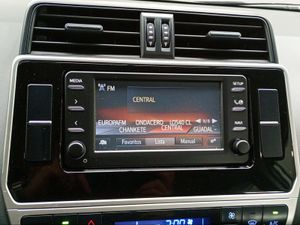 Toyota Land Cruiser 2.8 D-4D GX  - Foto 16