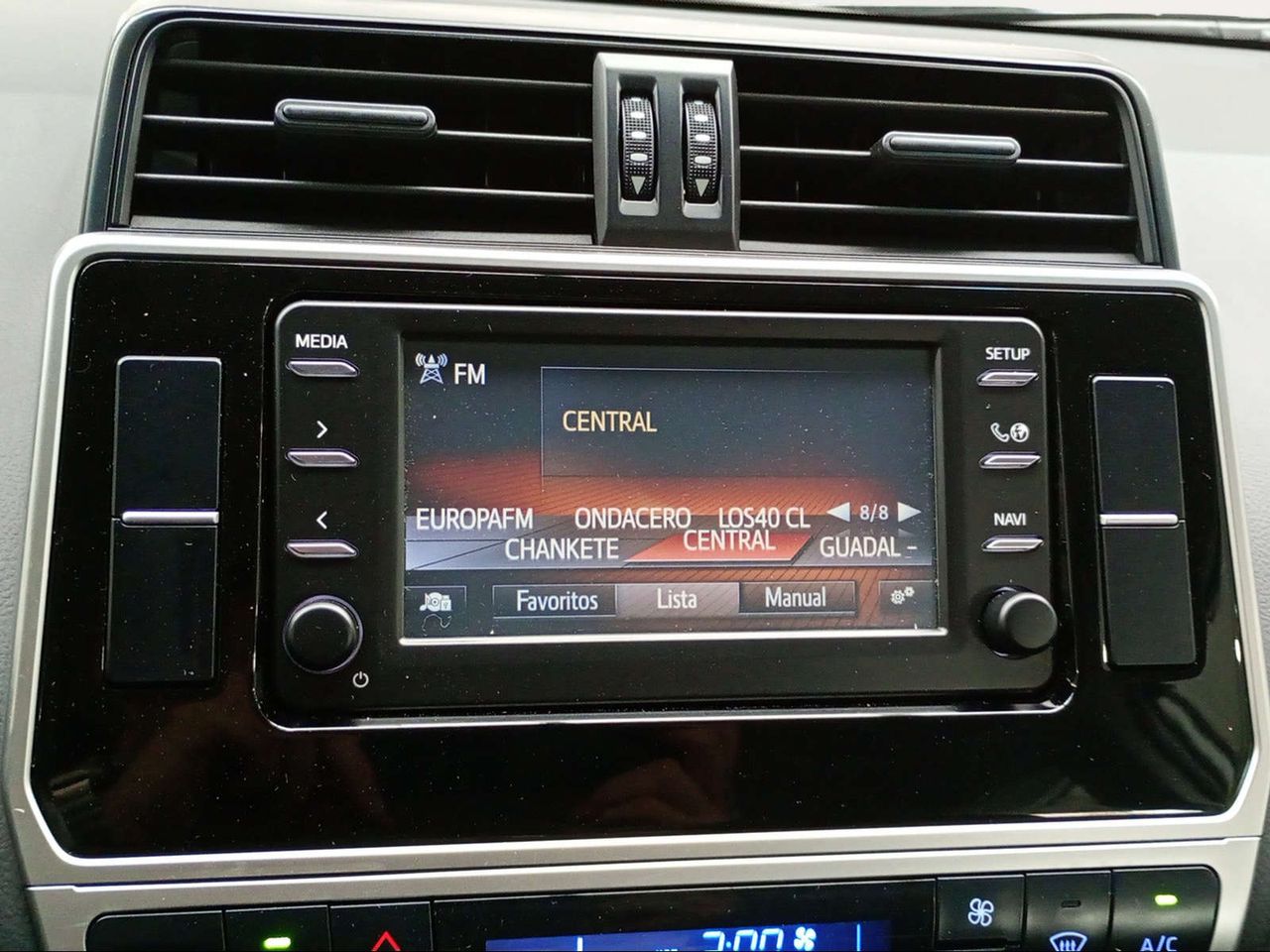 Toyota Land Cruiser 2.8 D-4D GX  - Foto 16