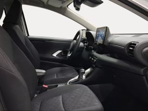 Toyota Yaris 1.5 120H Active Plus  - Foto 7