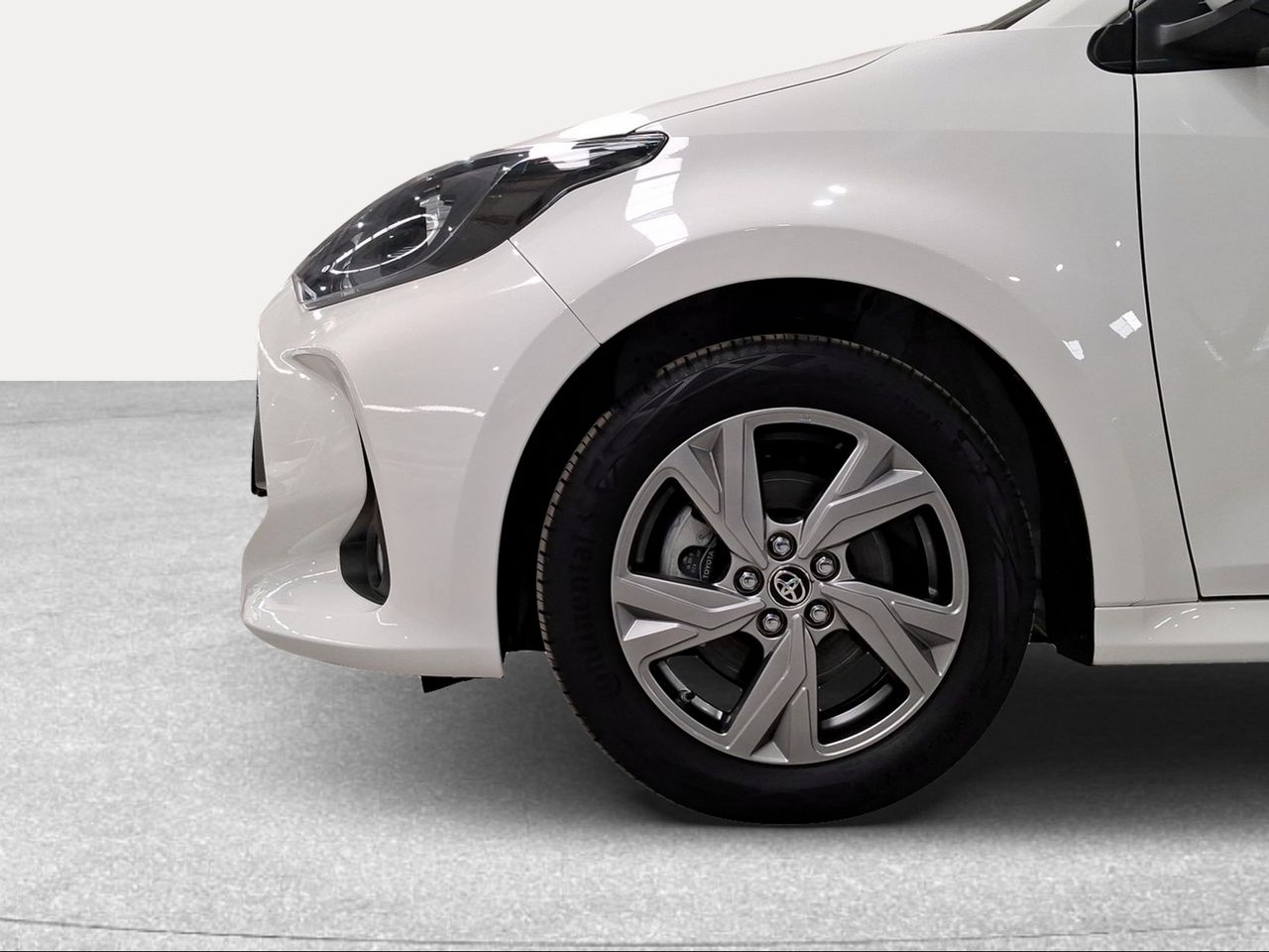 Toyota Yaris 1.5 120H Active Plus  - Foto 17