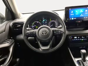 Toyota Yaris 1.5 120H Active Plus  - Foto 10