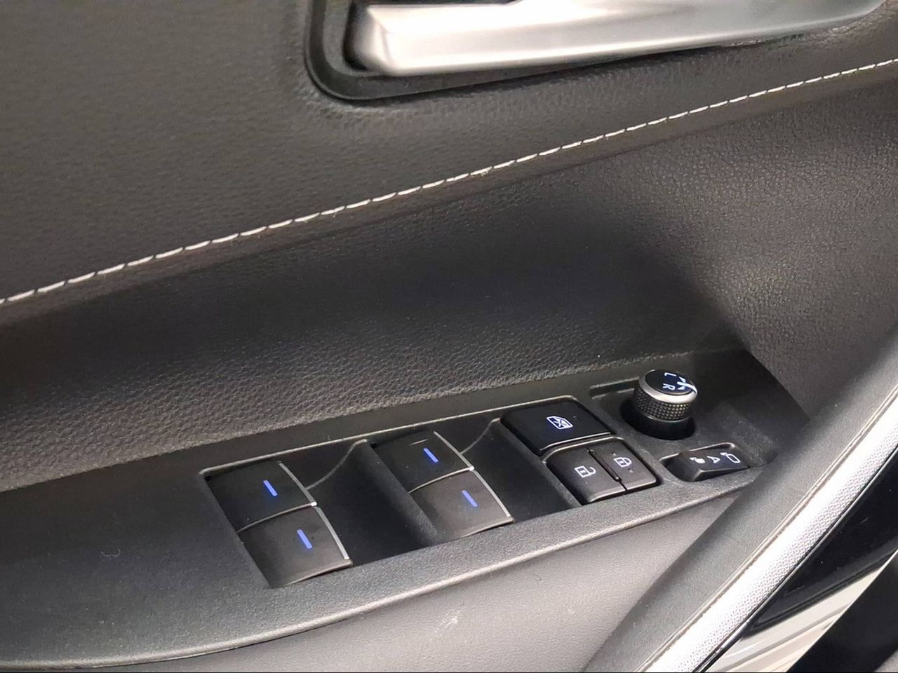 Toyota Corolla 1.8 125H STYLE E-CVT  - Foto 22