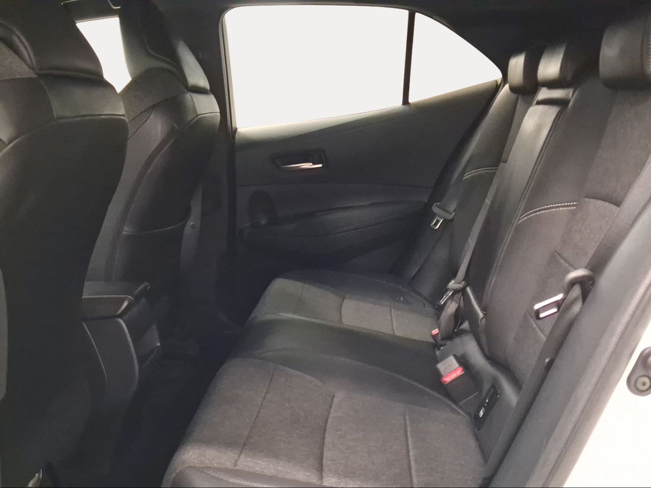 Toyota Corolla 1.8 125H STYLE E-CVT  - Foto 12