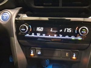 Toyota Yaris Cross 1.5 120H Premiere Edition  - Foto 28