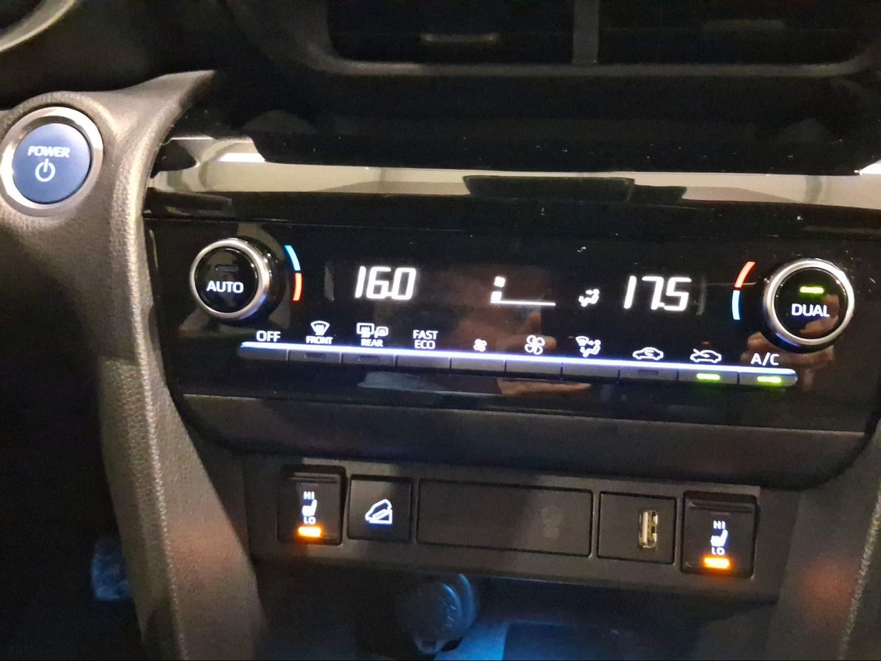 Toyota Yaris Cross 1.5 120H Premiere Edition  - Foto 28