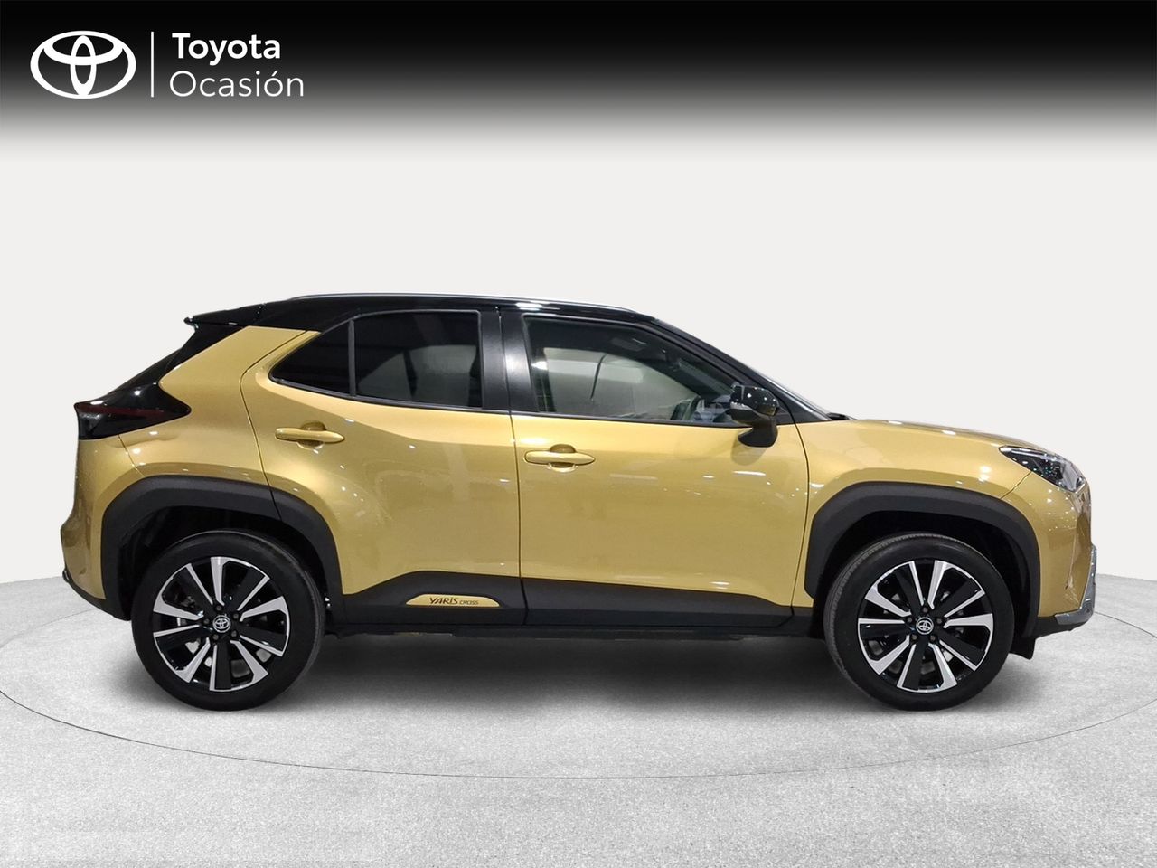 Toyota Yaris Cross 1.5 120H Premiere Edition  - Foto 18
