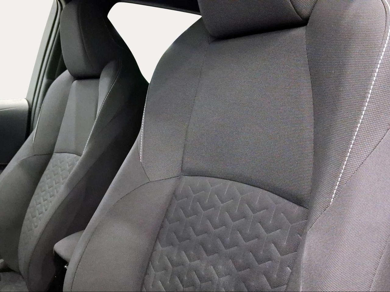 Toyota Corolla 1.8 125H ACTIVE TECH E-CVT TOU SPORT  - Foto 23