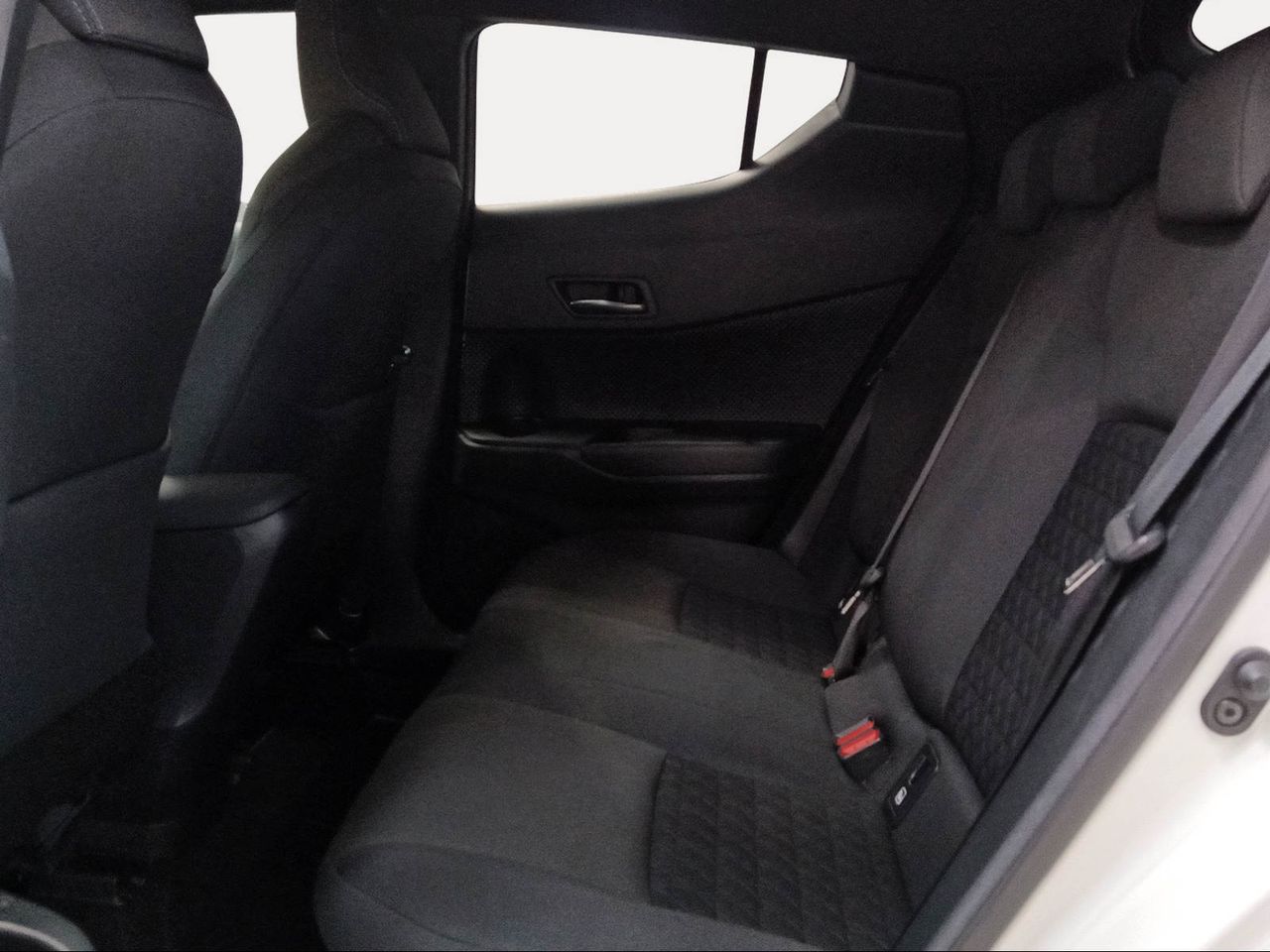 Toyota C-HR 1.8 125H Advance  - Foto 12