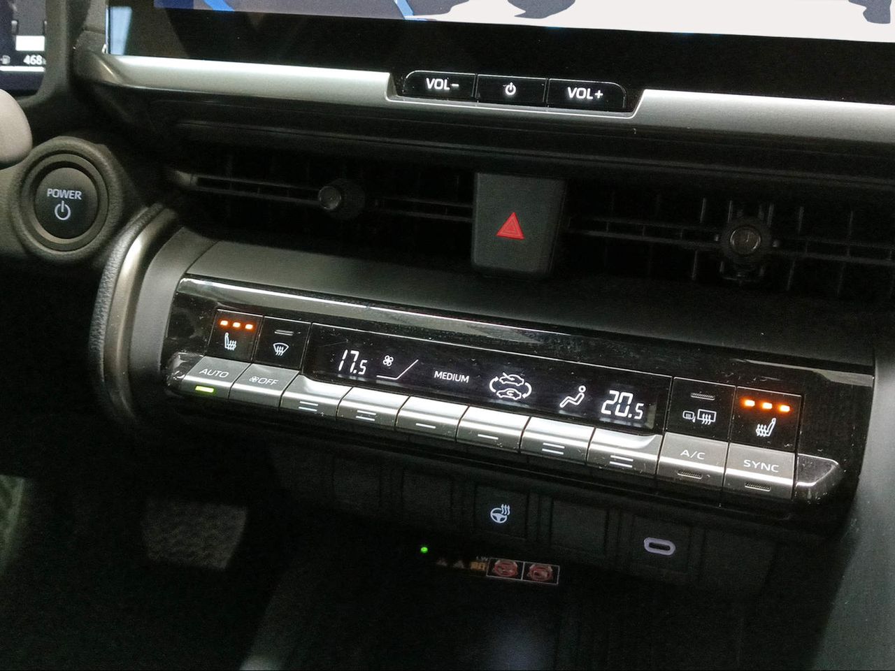 Toyota C-HR 2.0 220PH Advance  - Foto 21