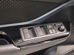 Toyota C-HR 1.8 125H Advance  - Foto 21