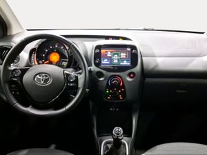 Toyota Aygo 1.0 70 x-play  - Foto 9