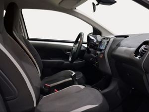 Toyota Aygo 1.0 70 x-play  - Foto 7