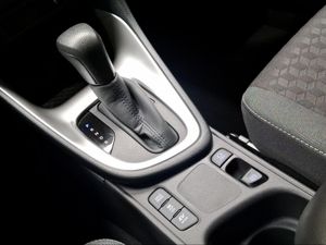 Toyota Yaris 1.5 120H Active Tech  - Foto 24