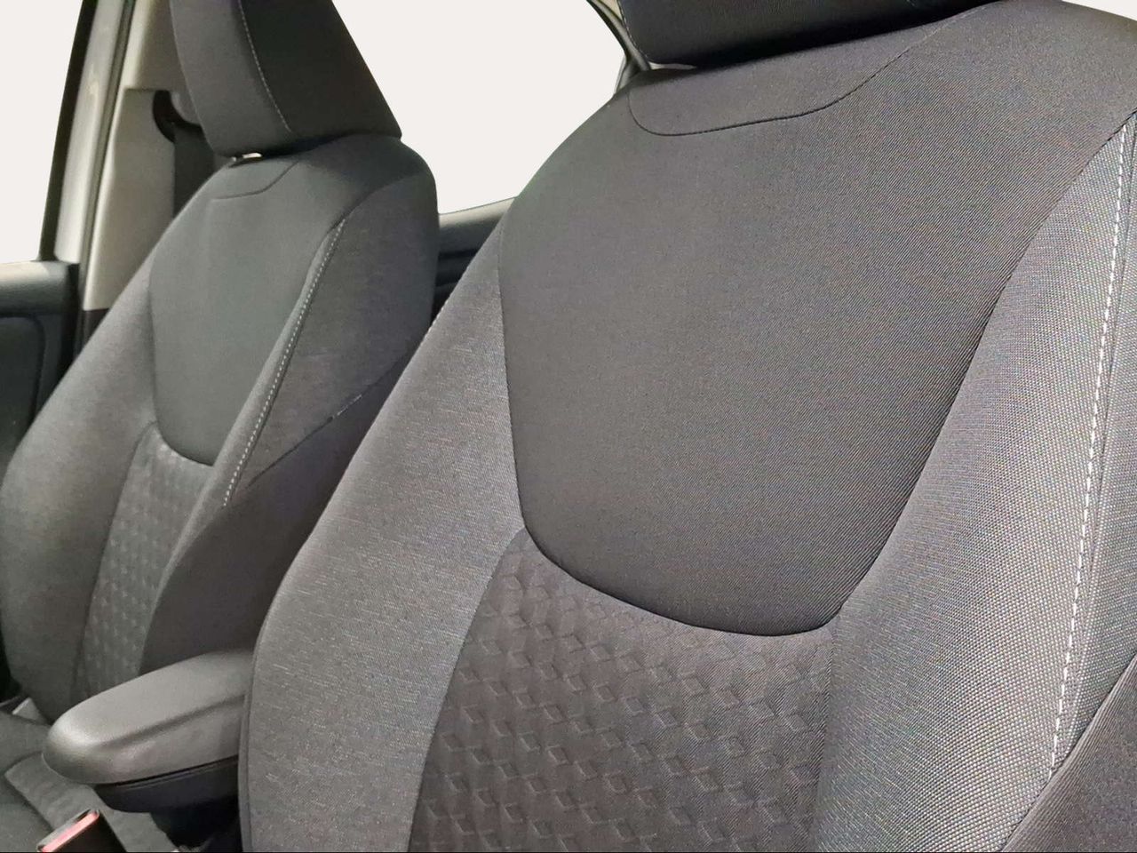 Toyota Yaris 1.5 120H Active Tech  - Foto 23